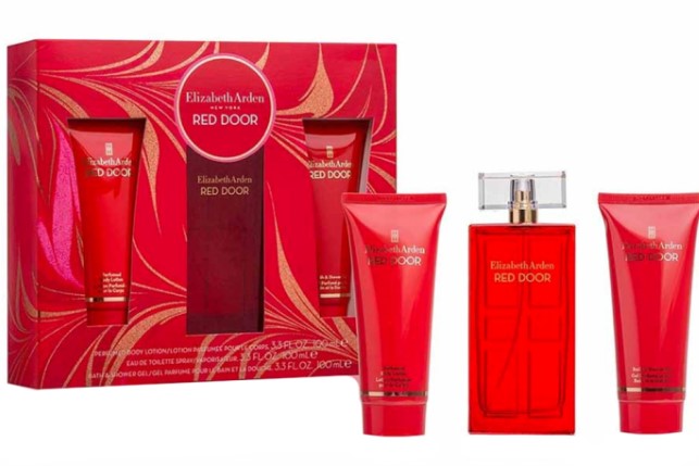 Elizabeth Arden Red Door 3-Piece Gift Set for Women – 3.4 oz EDT, 3.4 oz Body Lotion, 3.4 oz Bath & Shower Gel 